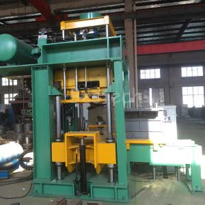 เครื่องยิงแกนเย็น